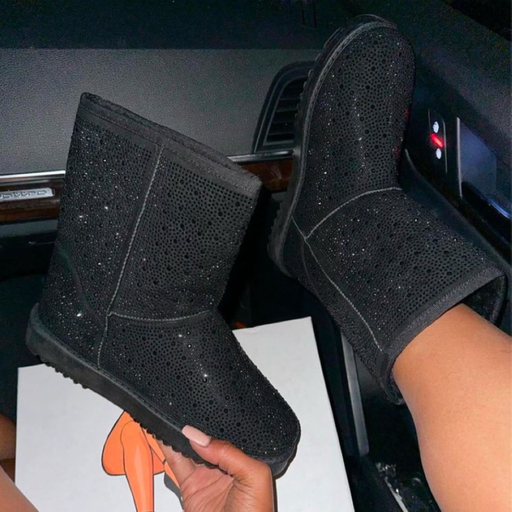 Sparkling Black Women's Cozy Boots